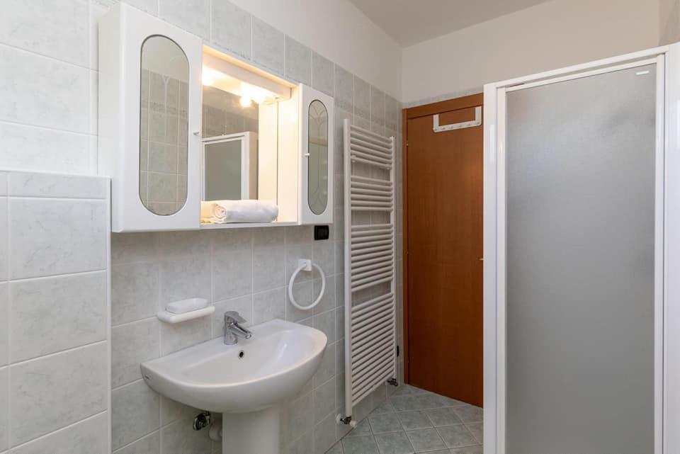 Agriturismo Le Dase Apartment มัลเชซิเน ภายนอก รูปภาพ